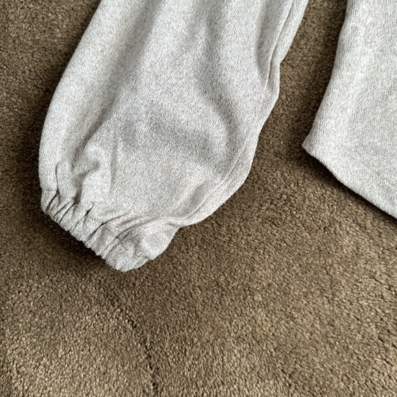 Simply Vera Vera Wang V Neck Balloon Sleeve Top - Picture 7 of 9